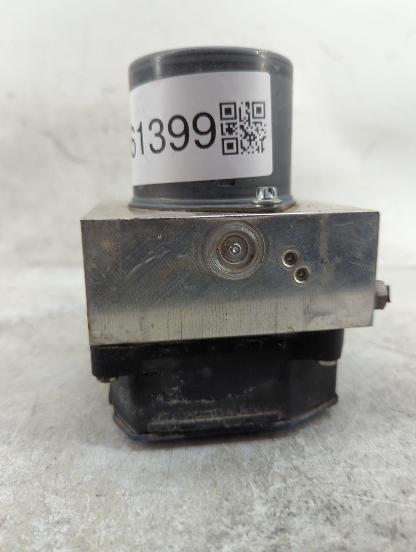 2015-2018 Volkswagen Tiguan ABS Pump Control Module Replacement P/N:5N0 614 109 CH Fits Fits 2015 2016 2017 2018 OEM Used Au