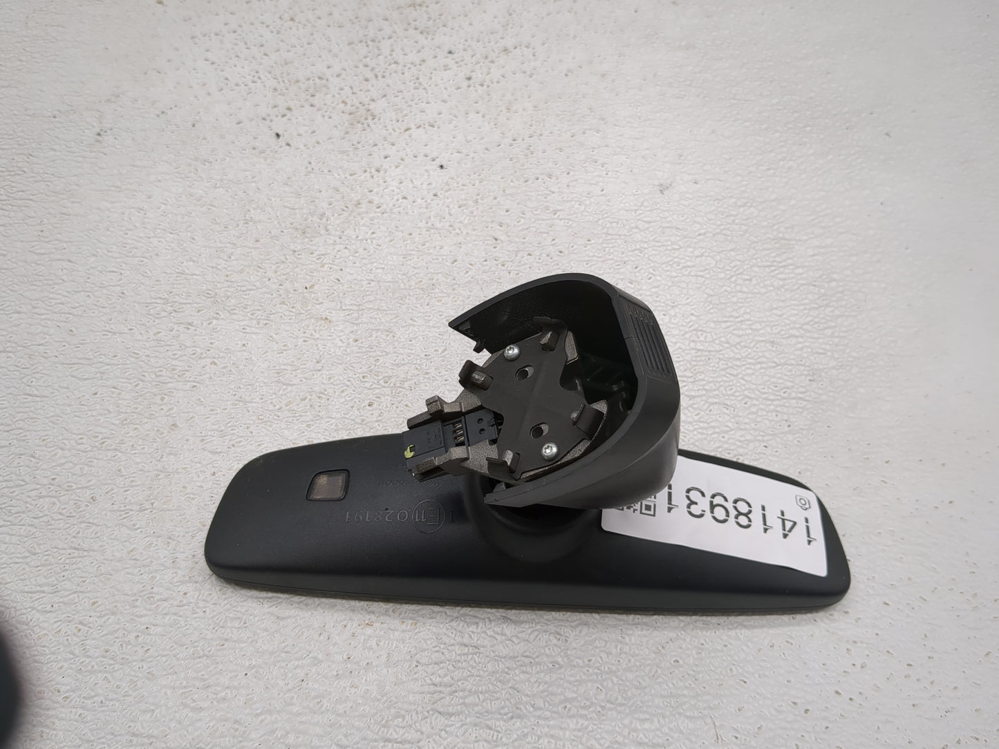 2017 Volkswagen Transporter Interior Rear View Mirror Replacement OEM P/N:E11028191 Fits OEM Used Auto Parts - Oemusedautopa