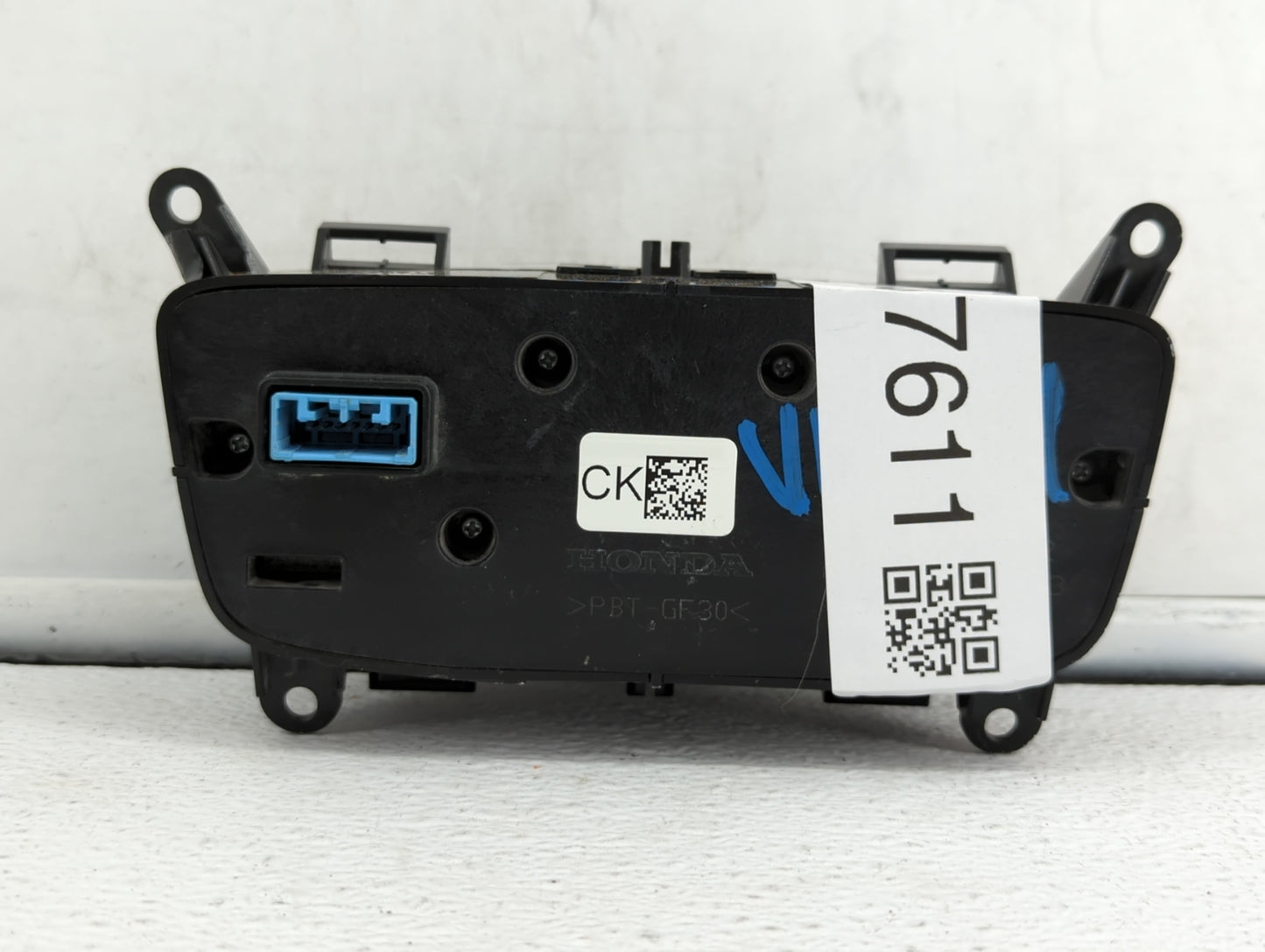 2018 Acura Tlx Climate Control Module Temperature AC/Heater Replacement P/N:TZ3-A510 Fits OEM Used Auto Parts - Oemusedautop