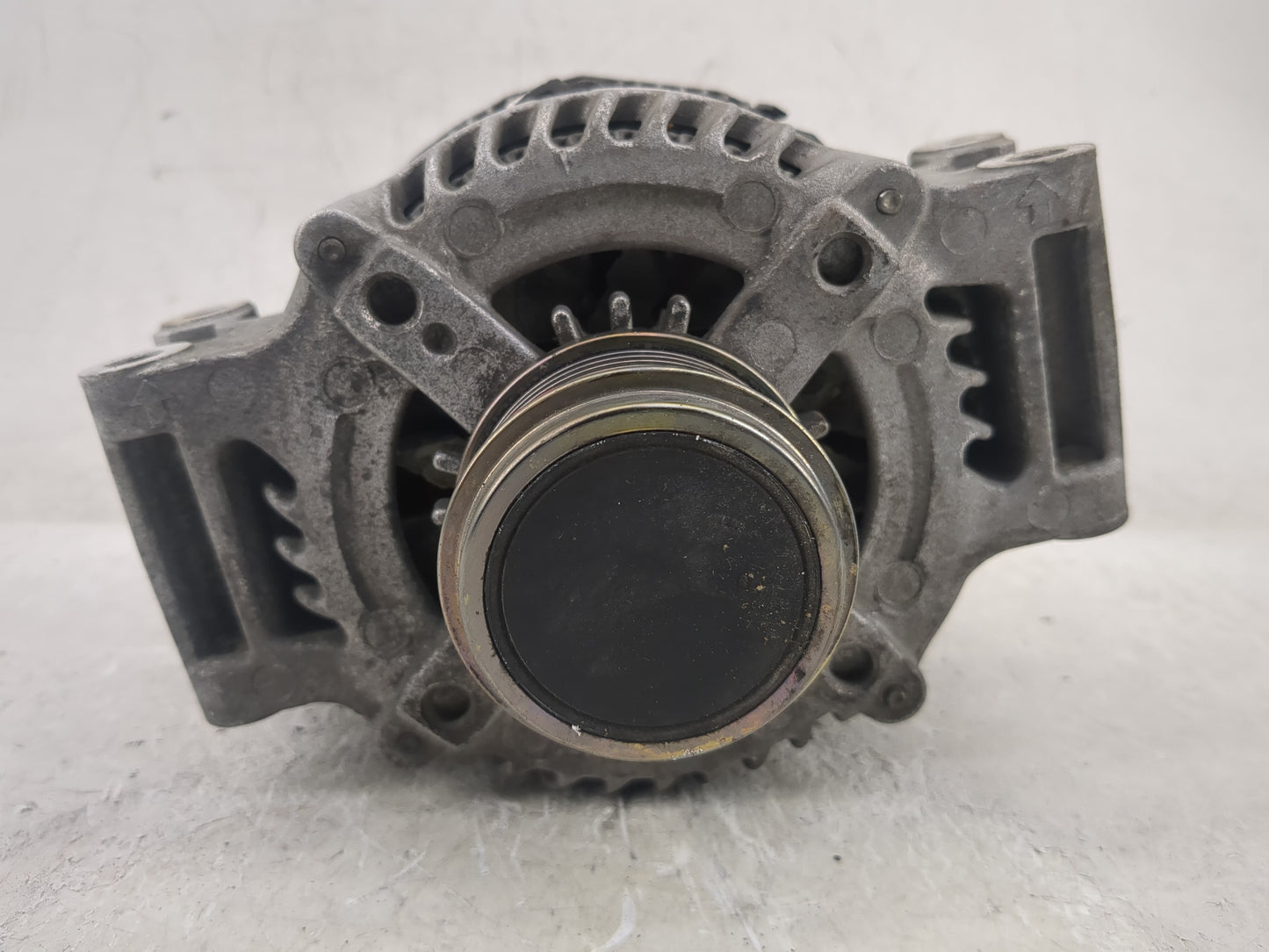 2017-2020 Audi A4 Alternator Replacement Generator Charging Assembly Engine OEM P/N:06L 903 024 C 104211-8691 Fits OEM Used