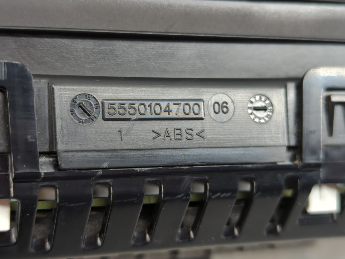 2018 Audi A4 Instrument Cluster Speedometer Gauges P/N:5550104700 Fits OEM Used Auto Parts - Oemusedautoparts1.com