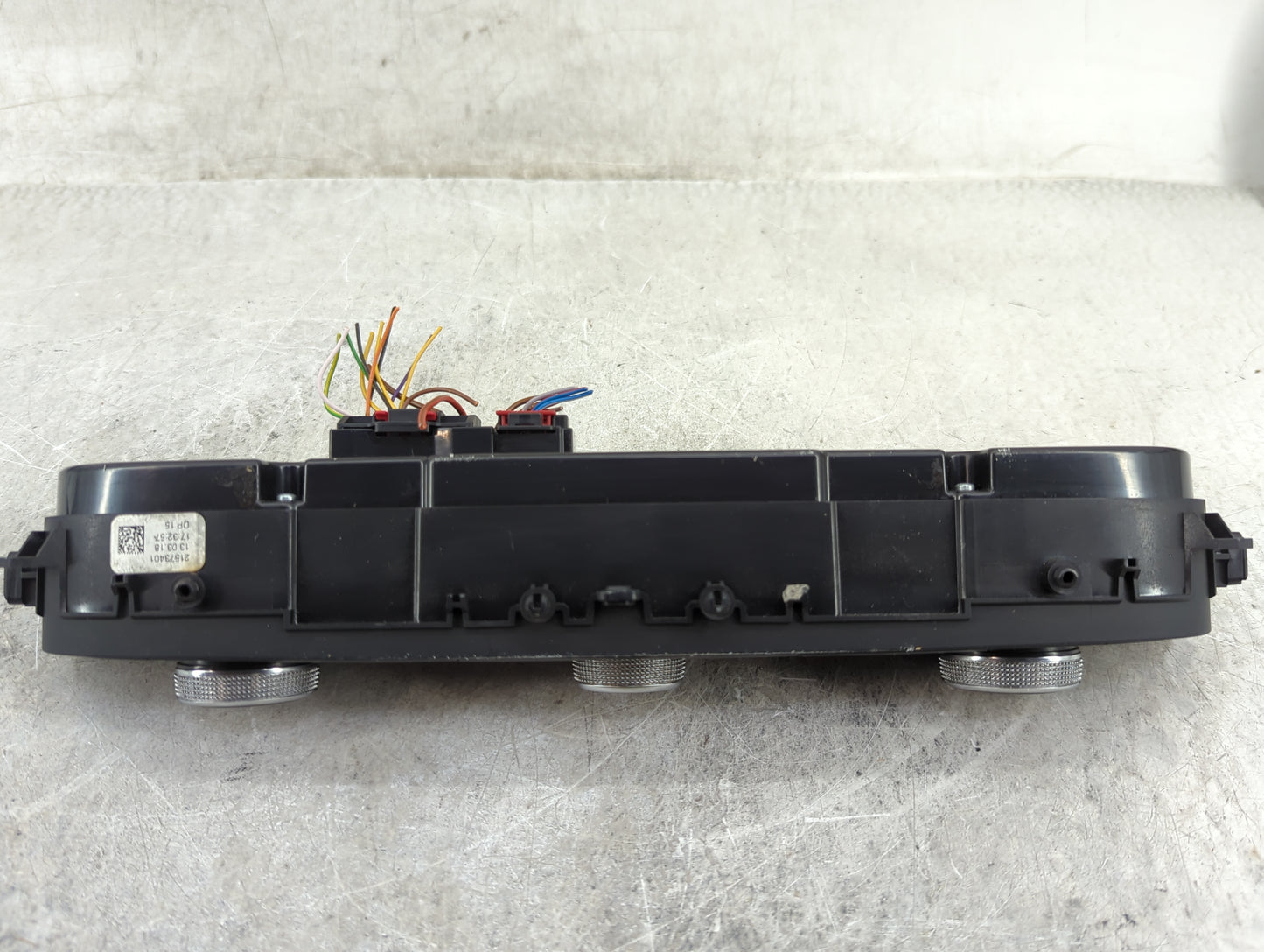 2017-2019 Audi Q7 Climate Control Module Temperature AC/Heater Replacement P/N:4M0820043R Fits Fits 2017 2018 2019 OEM Used