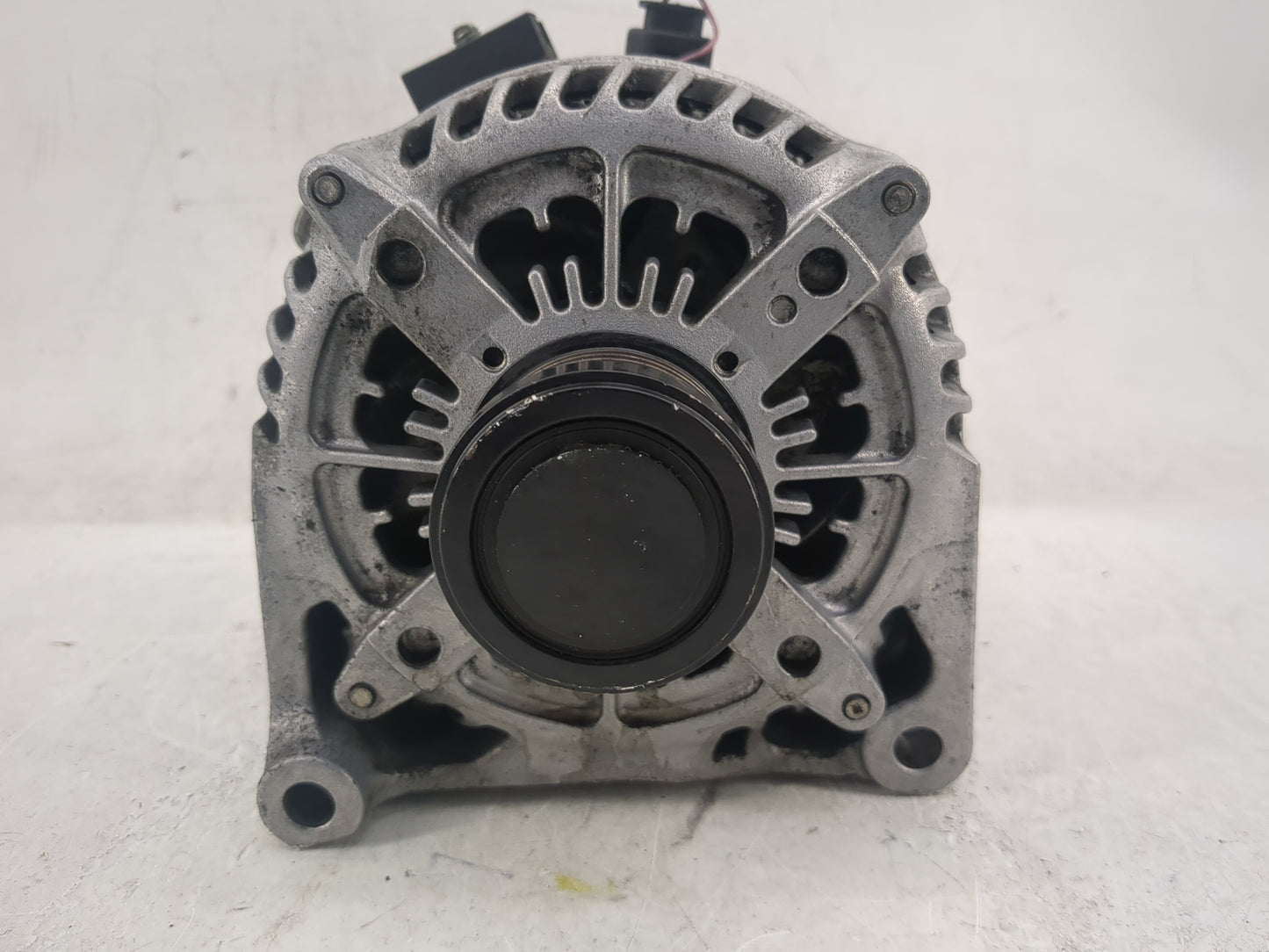 2012-2018 Bmw 320i Alternator Replacement Generator Charging Assembly Engine OEM P/N:7605478-06 Fits OEM Used Auto Parts - O