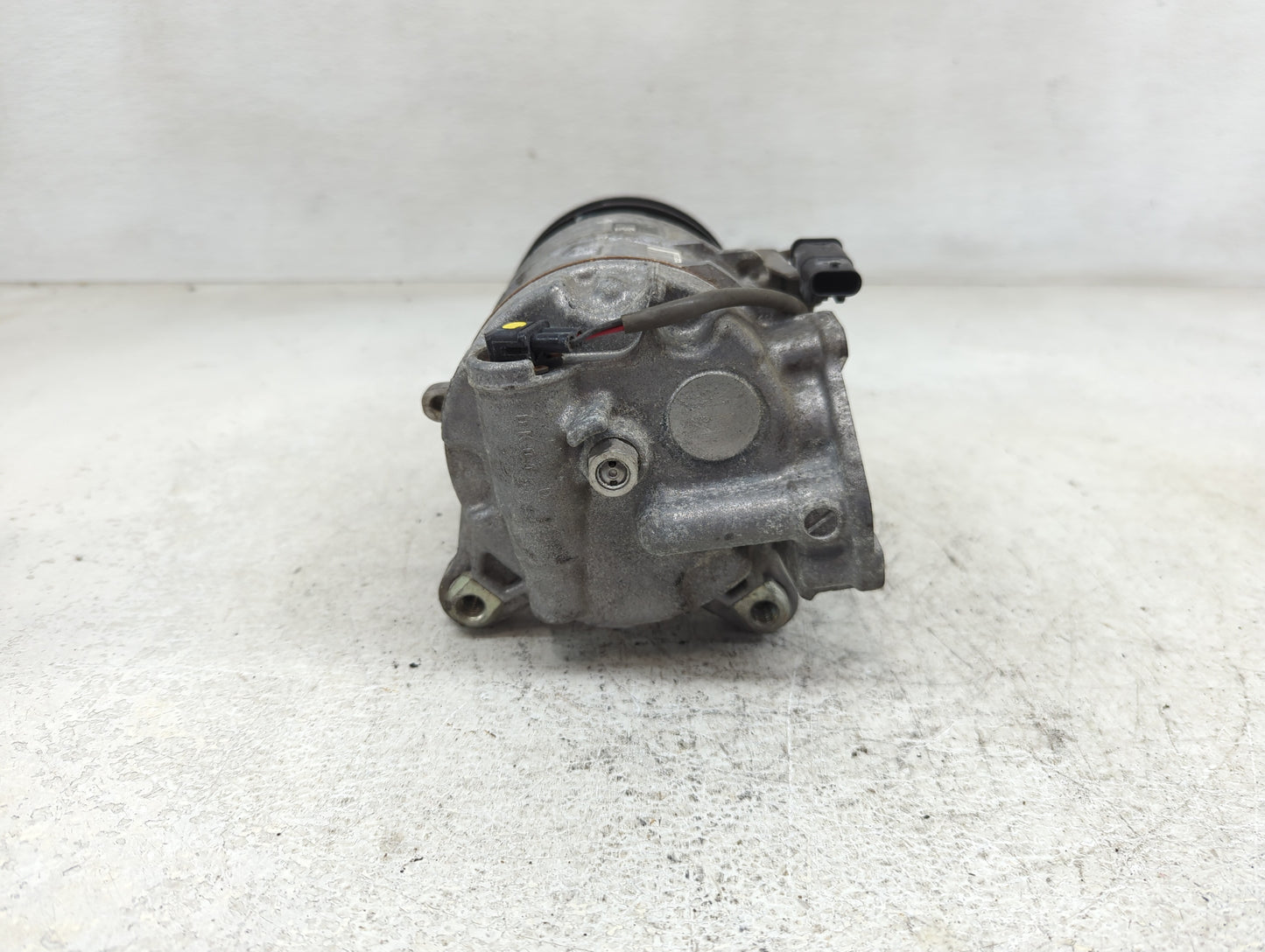 2018-2019 Bmw 330i Air Conditioning A/c Ac Compressor Oem 1413789 - Oemusedautoparts1.com
