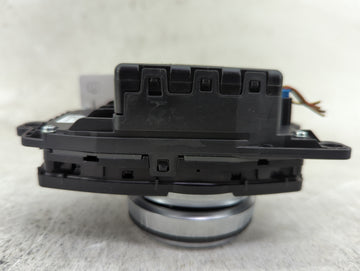 2018 Bmw 330i Climate Control Module Temperature AC/Heater Replacement P/N:65829866964-02 192263 10, 90160-068/0014, 1477598 Fits OEM Used Auto Parts