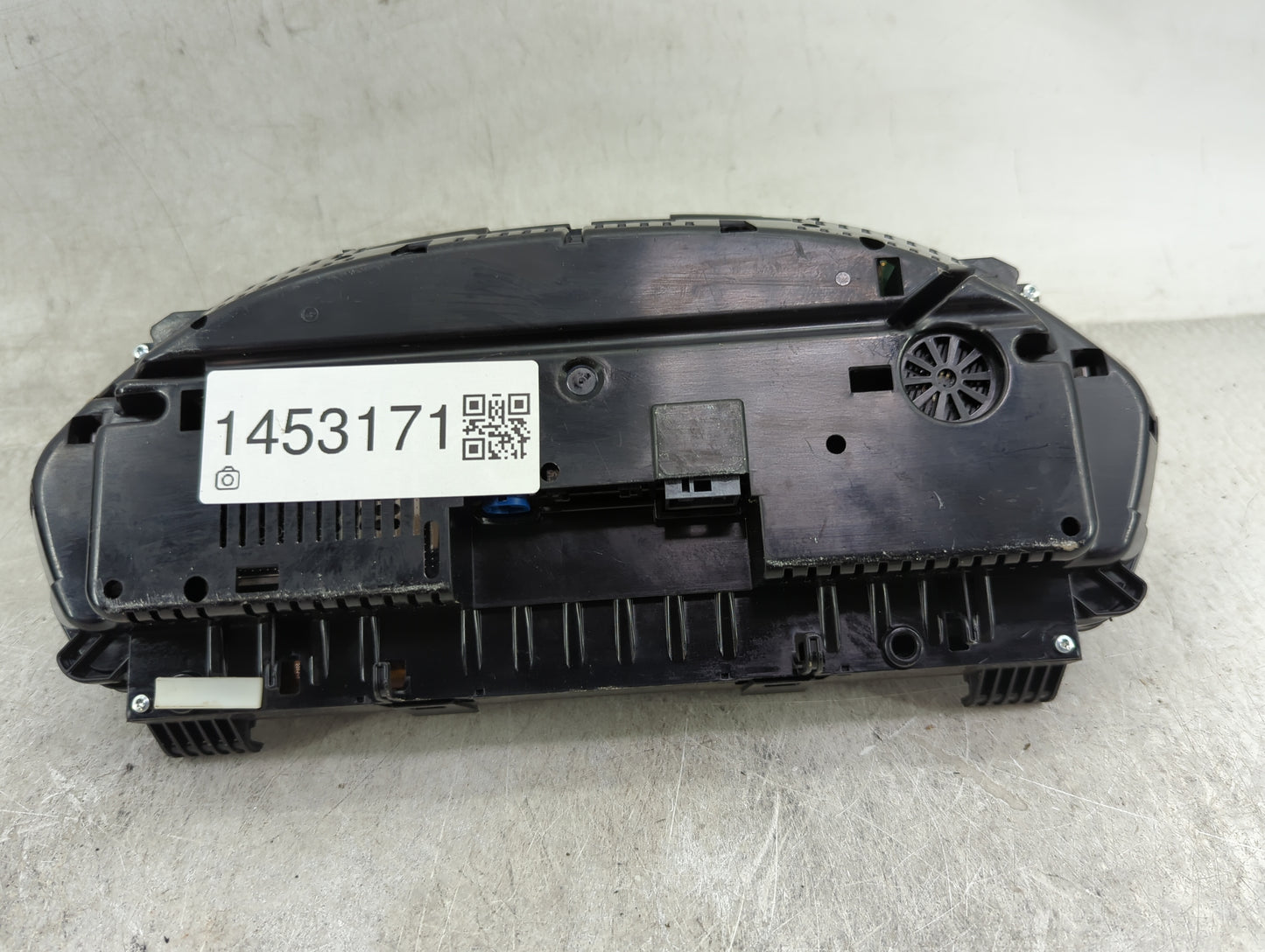 2017-2019 Bmw 330i Instrument Cluster Speedometer Gauges P/N:9232895 8803216-01 Miles:1K Fits OEM Used Auto Parts - Oemuseda