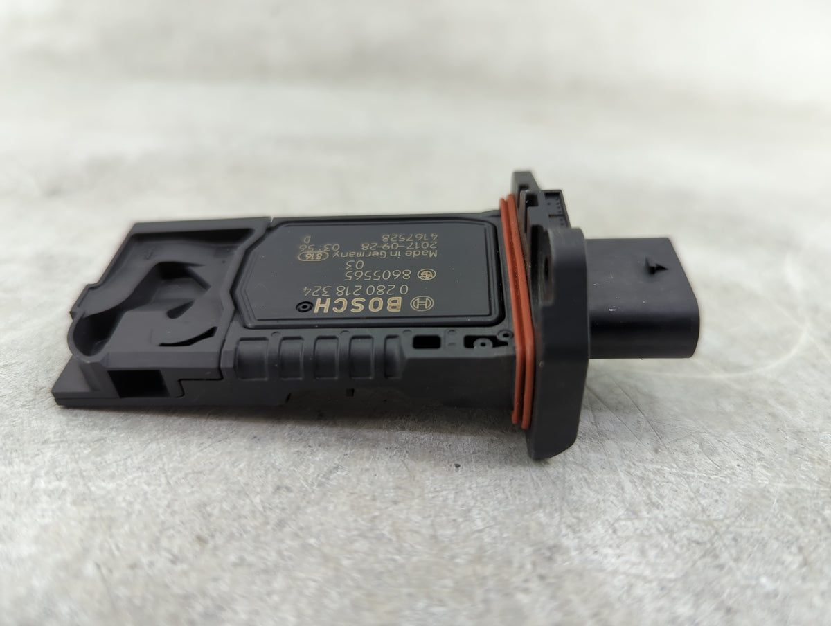 2017-2019 Bmw 330i Mass Air Flow Meter Maf 1453932 - Oemusedautoparts1.com