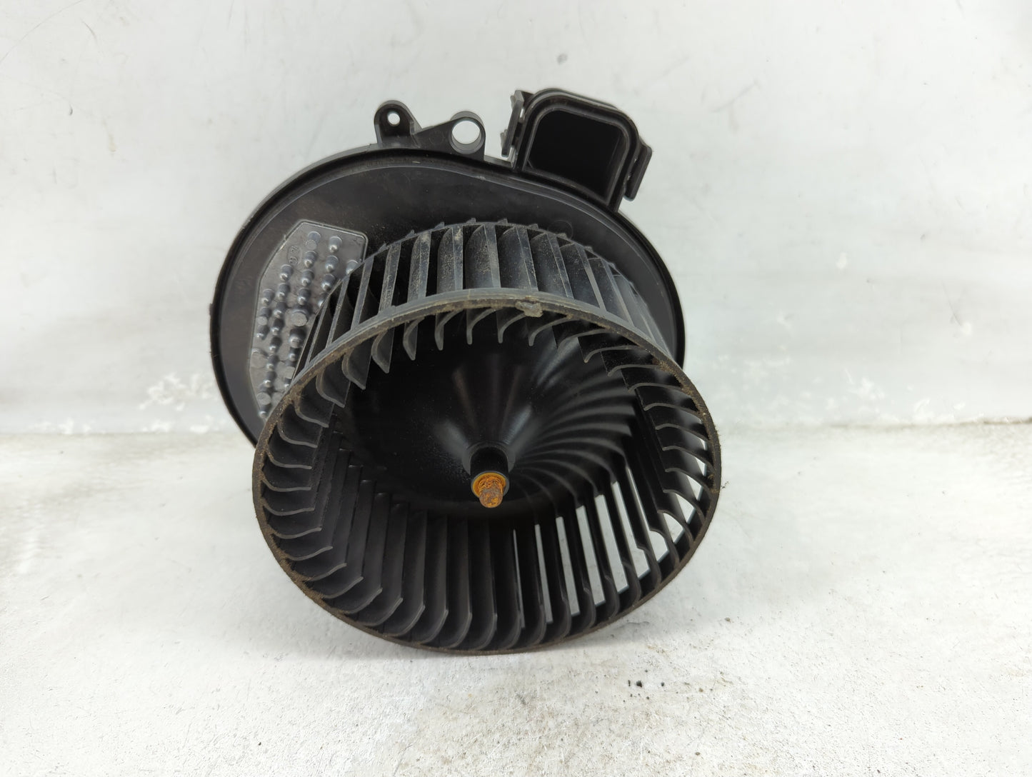 2017-2019 Bmw 330i Heater AC Blower Motor P/N:9319919-01 T954493-A Fits Fits 2012 2013 2014 2015 2016 2017 2018 2019 2020 20