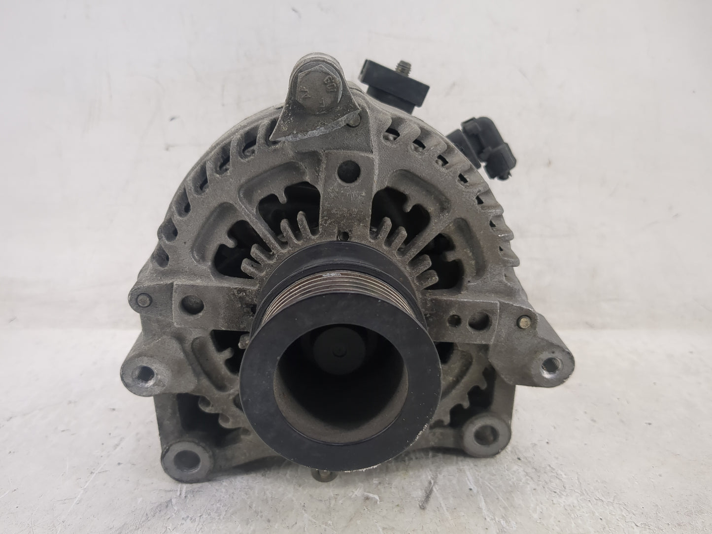 2017-2020 Bmw 430i Alternator Replacement Generator Charging Assembly Engine OEM P/N:104211-0591 8645325-02 Fits OEM Used Au