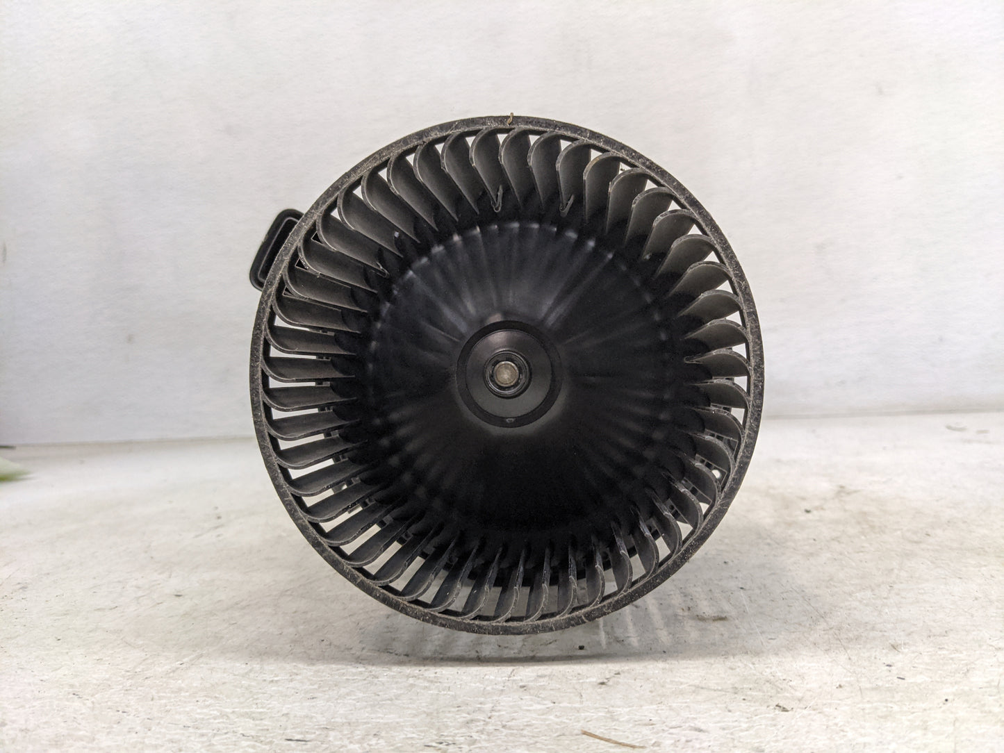 2018 Bmw 530 Heater AC Blower Motor P/N:F011500123 0130309508, DK409007 Fits OEM Used Auto Parts - Oemusedautoparts1.com