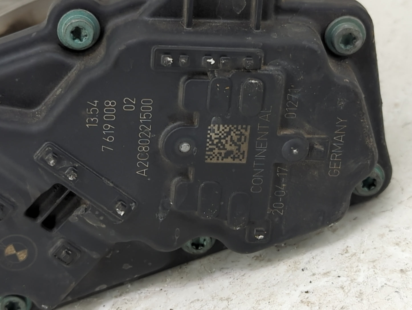 2018-2020 Bmw M5 Throttle Body P/N:A2C80221500 7 619 008 Fits Fits 2016 2017 2018 2019 2020 2021 2022 OEM Used Auto Parts -