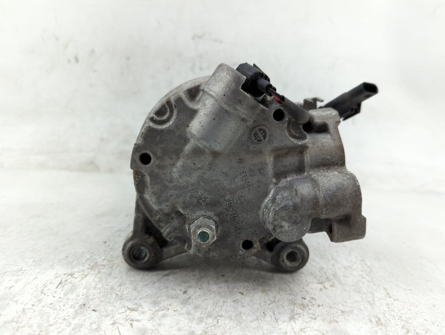 2016-2019 Bmw X1 Air Conditioning A/c Ac Compressor Oem - Oemusedautoparts1.com