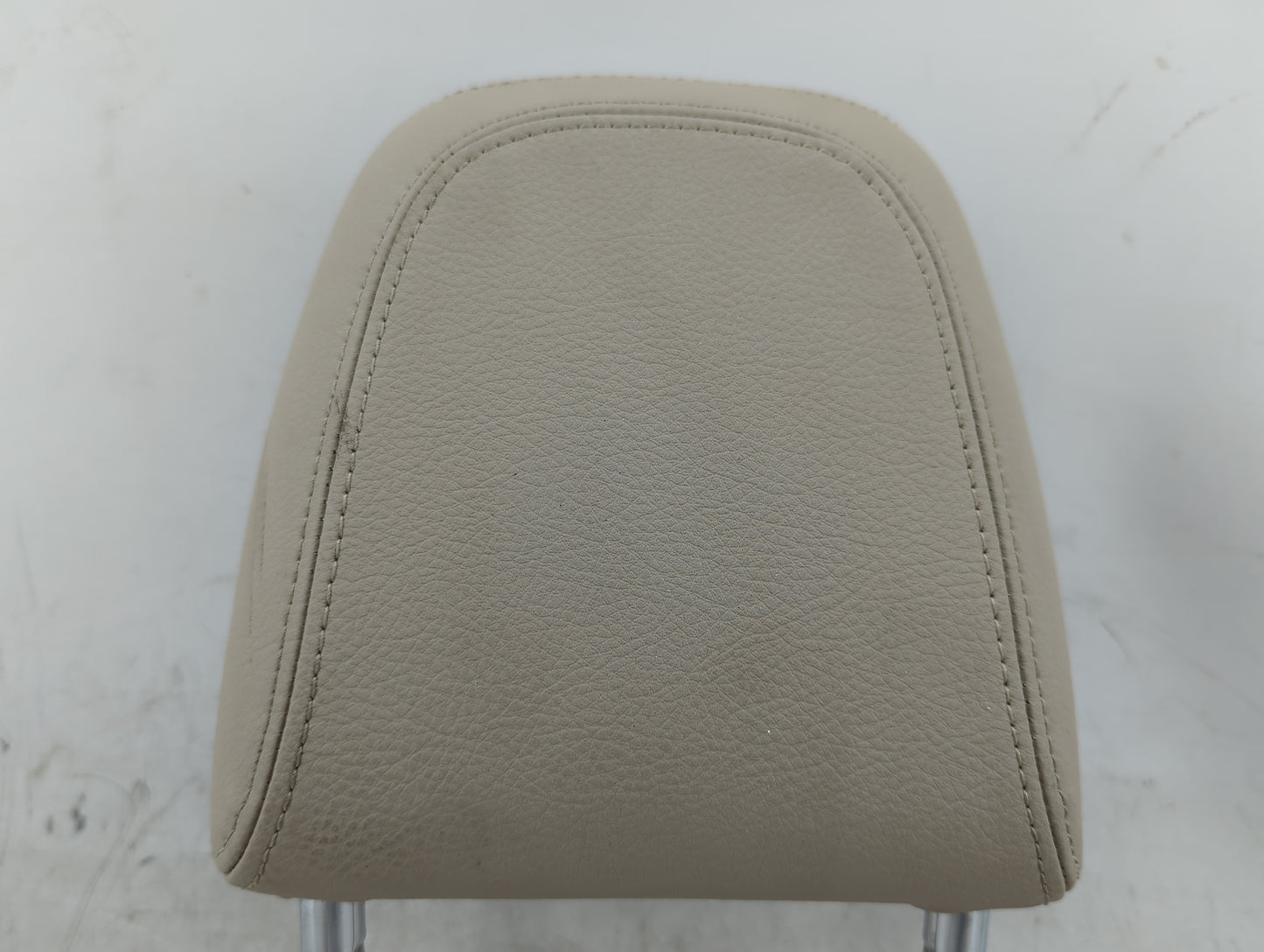2018-2020 Bmw X2 Headrest Head Rest Front Driver Seat Beige - Oemusedautoparts1.com