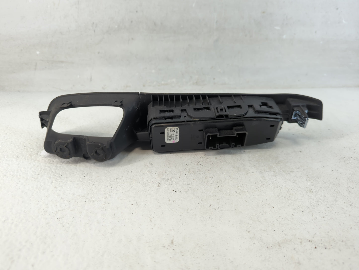 2018 Buick Enclave Master Power Window Switch Replacement Driver Side Left P/N:84139694 Fits OEM Used Auto Parts - Oemusedau