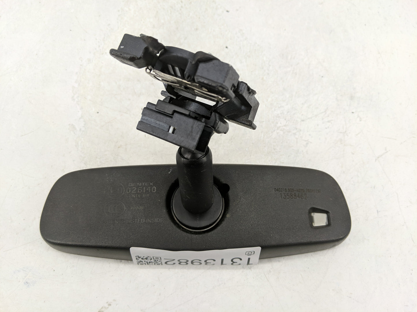 2018-2020 Buick Enclave Interior Rear View Mirror Replacement OEM Fits Fits 2017 2018 2019 2020 2021 2022 OEM Used Auto Part