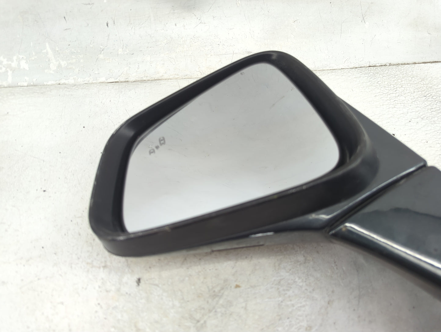 2017-2020 Buick Encore Driver Side View Mirror - Left Door Mirror OEM Used - Oemusedautoparts1.com