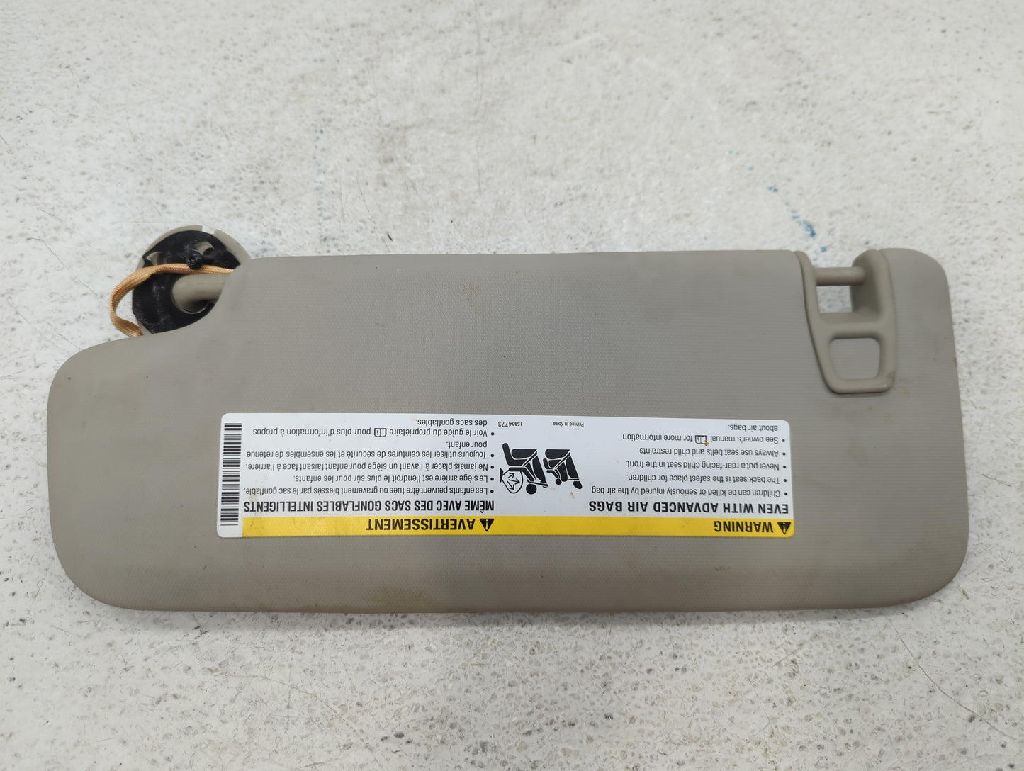 2018 Buick Regal Sun Visor Shade Replacement Passenger Right Mirror Fits OEM Used Auto Parts - Oemusedautoparts1.com