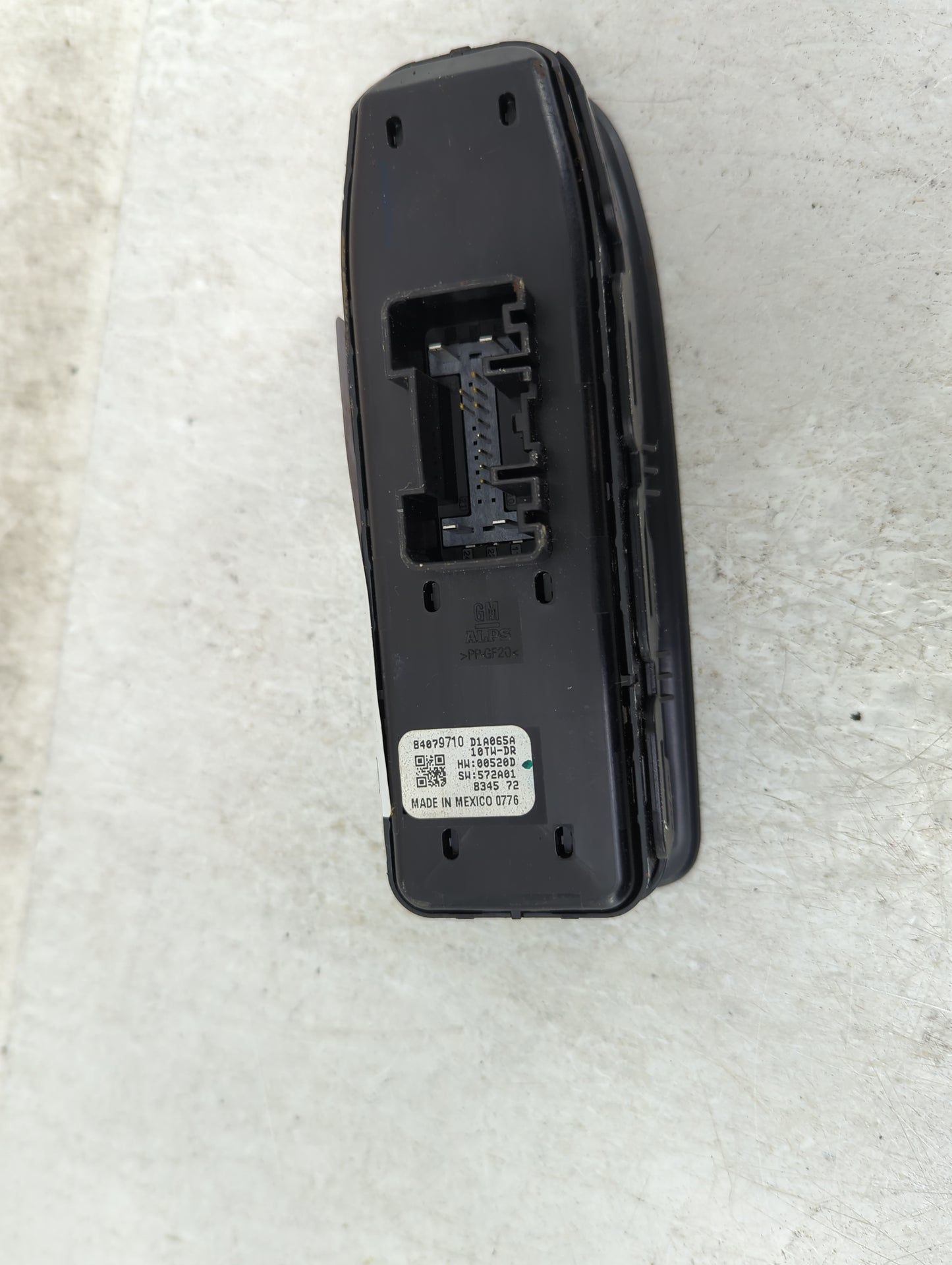 2018 Cadillac Xt5 Master Power Window Switch Replacement Driver Side Left P/N:84079710 Fits OEM Used Auto Parts - Oemusedaut