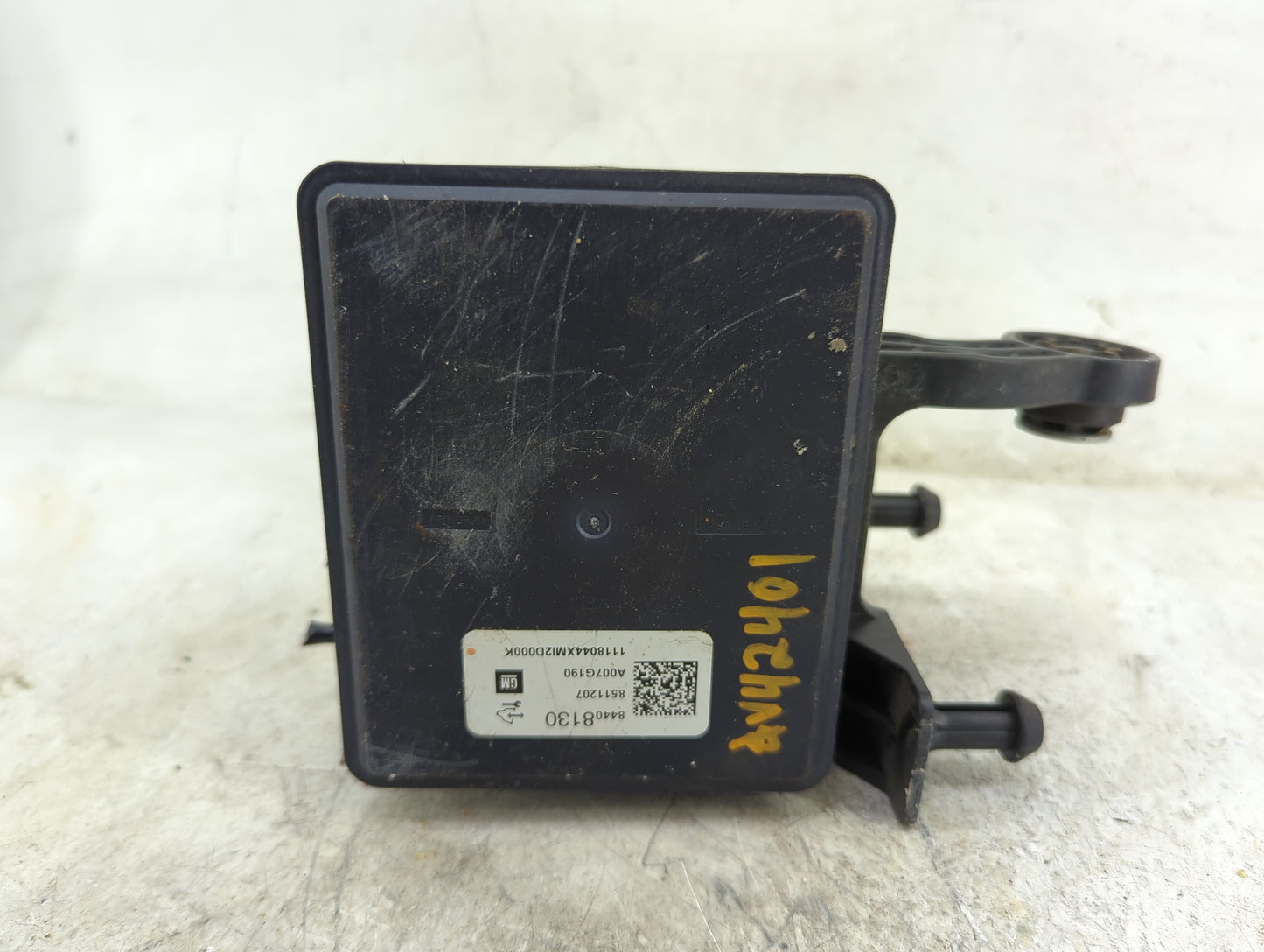 2018-2020 Cadillac Xt5 ABS Pump Control Module Replacement P/N:8440 8130 A007G190, 8511207 Fits Fits 2018 2019 2020 OEM Used