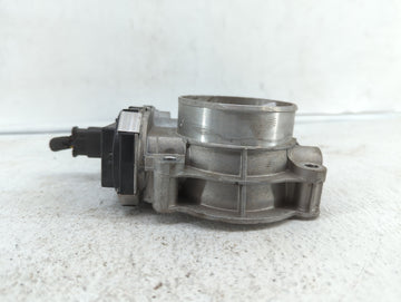 2017-2018 Cadillac Xt5 Throttle Body P/N:12671014 12648414, 1267 1014 Fits Fits 2016 2017 2018 2019 OEM Used Auto Parts