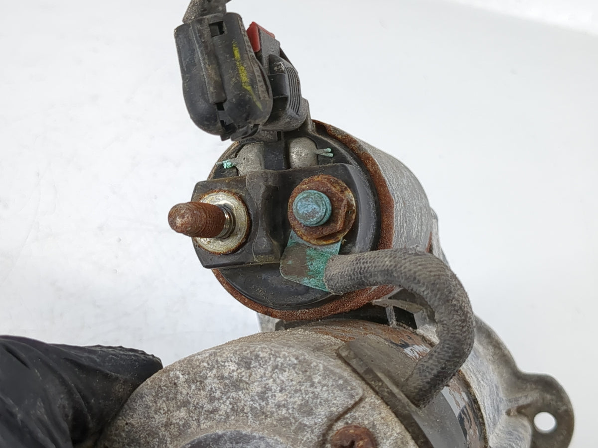 2017-2019 Chevrolet Cruze Car Starter Motor Solenoid OEM P/N:12680615 183117860 Fits Fits 2017 2018 2019 2020 2021 2022 OEM