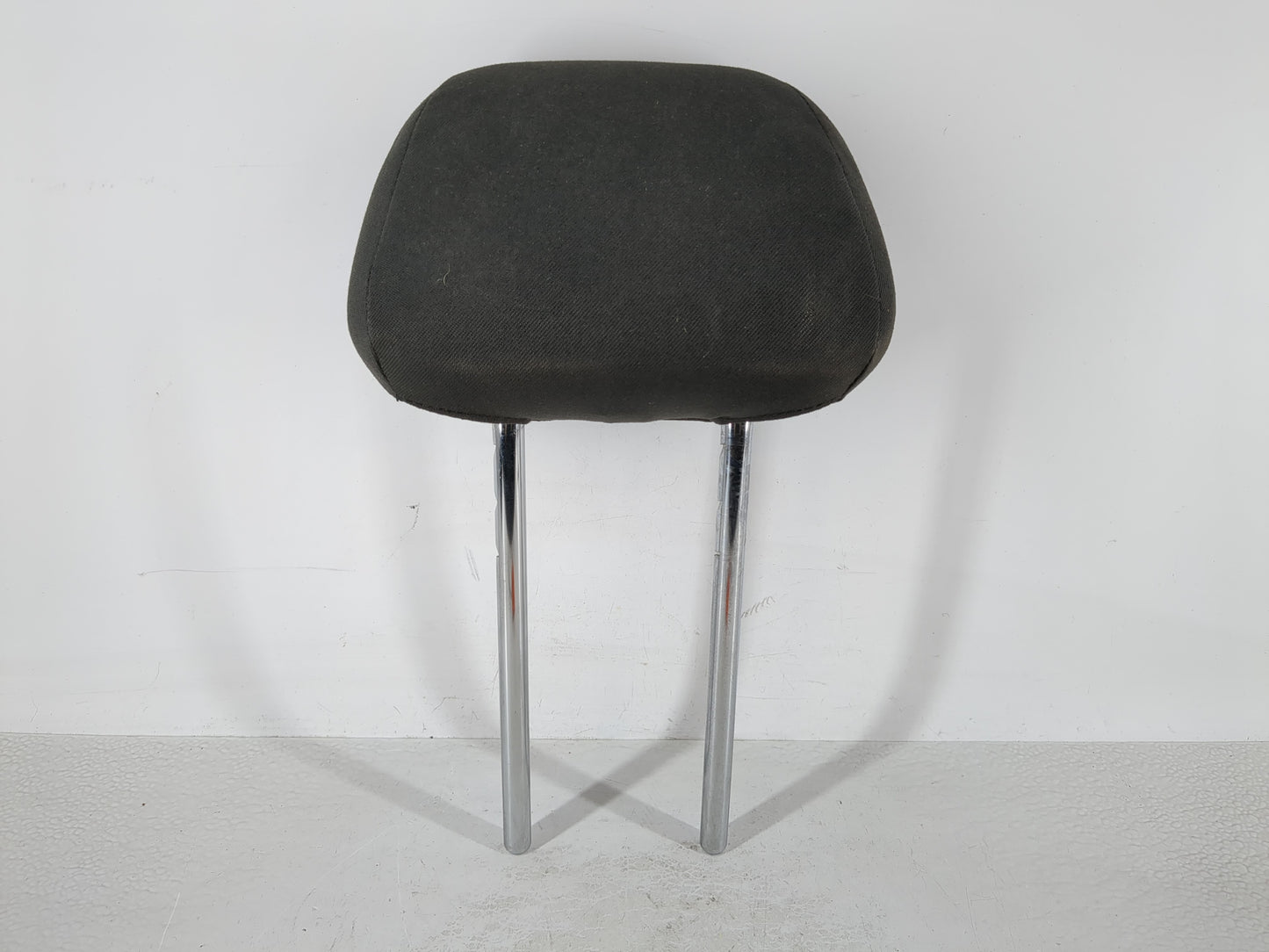 2018 Chevrolet Cruze Headrest Head Rest Rear Seat Fits OEM Used Auto Parts - Oemusedautoparts1.com
