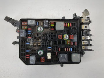 2016-2018 Chevrolet Cruze Fusebox Fuse Box Panel Relay Module P/N:42571924 Fits Fits 2016 2018 OEM Used Auto Parts