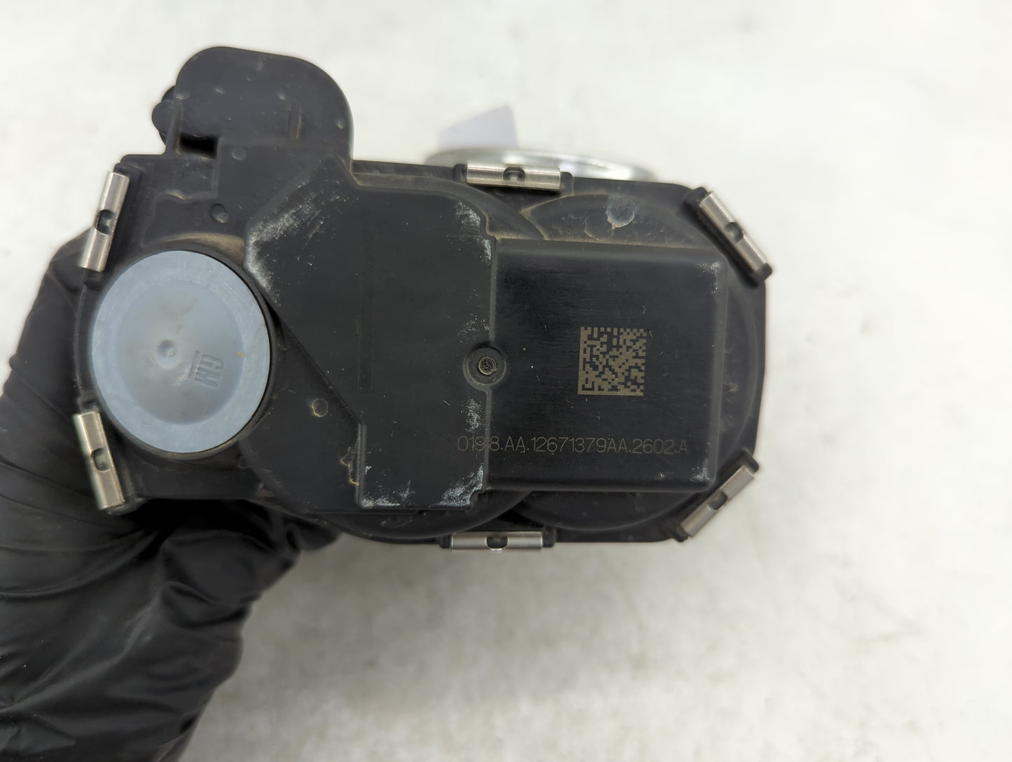 2017-2019 Chevrolet Cruze Throttle Body P/N:12571379AA Fits Fits 2016 2017 2018 2019 2020 2021 2022 OEM Used Auto Parts - Oe