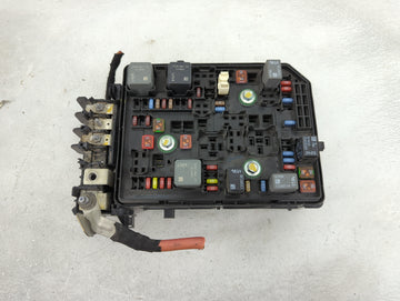 2018 Chevrolet Cruze Fusebox Fuse Box Panel Relay Module P/N:39017449 Fits OEM Used Auto Parts
