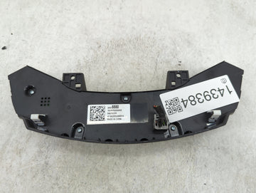 2016-2018 Chevrolet Cruze Climate Control Module Temperature AC/Heater Replacement P/N:39028880 Fits Fits 2016 2017 2018 OEM Used Auto Parts