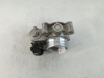 2017-2019 Chevrolet Cruze Throttle Body P/N:12671379AA Fits Fits 2016 2017 2018 2019 2020 2021 2022 OEM Used Auto Parts