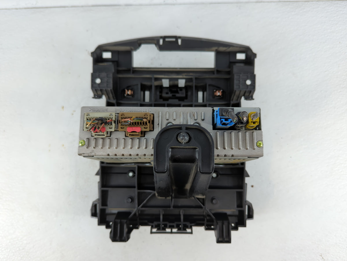 2017-2018 Chevrolet Cruze Radio AM FM Cd Player Receiver Replacement P/N:555343750 Fits Fits 2017 2018 2019 2020 2021 OEM Us