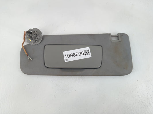 2018-2019 Chevrolet Equinox Sun Visor Shade Replacement Driver Left Mirror Fits Fits 2018 2019 OEM Used Auto Parts