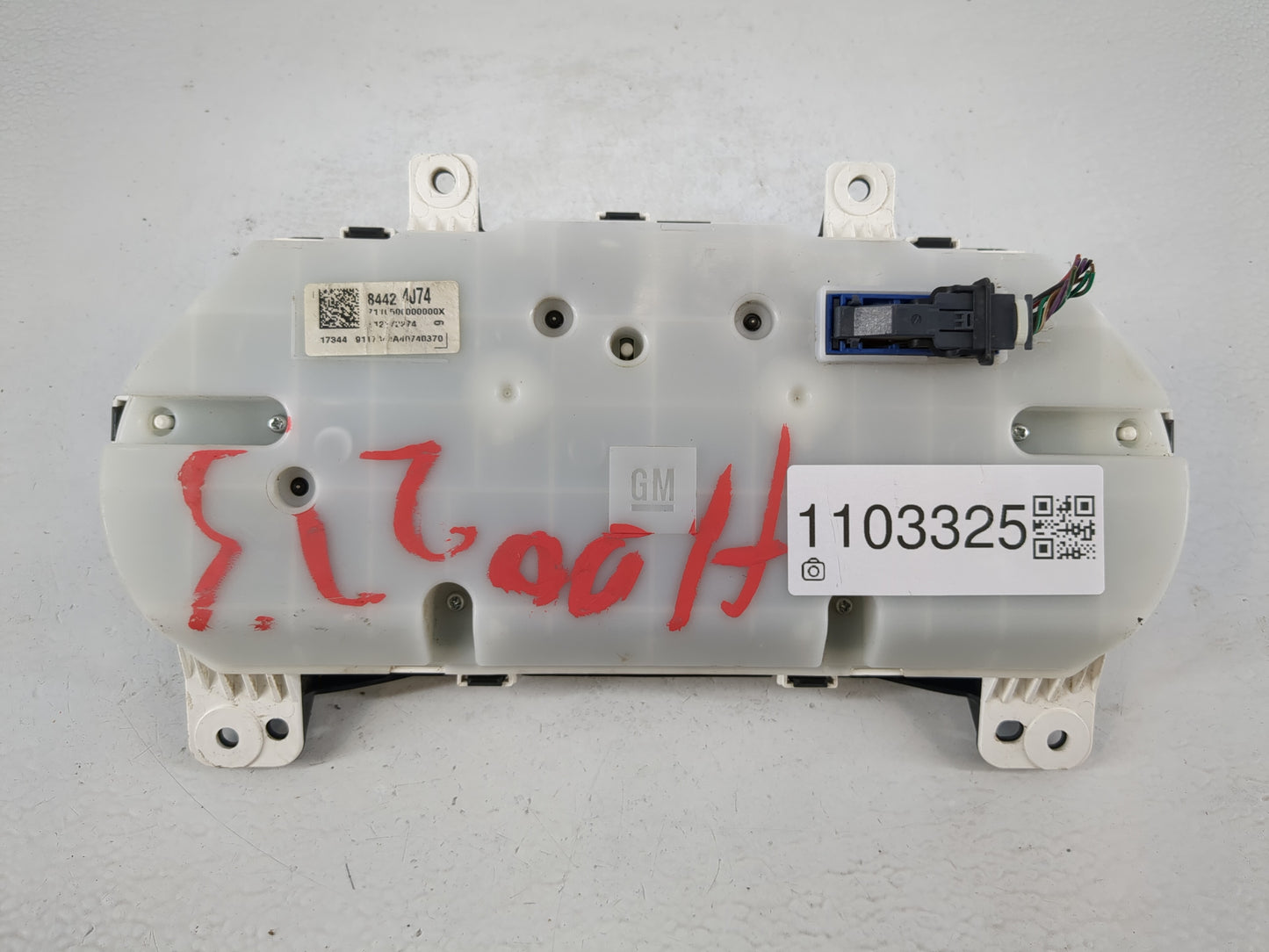 2018 Chevrolet Equinox Instrument Cluster Speedometer Gauges P/N:84424074 Fits OEM Used Auto Parts - Oemusedautoparts1.com