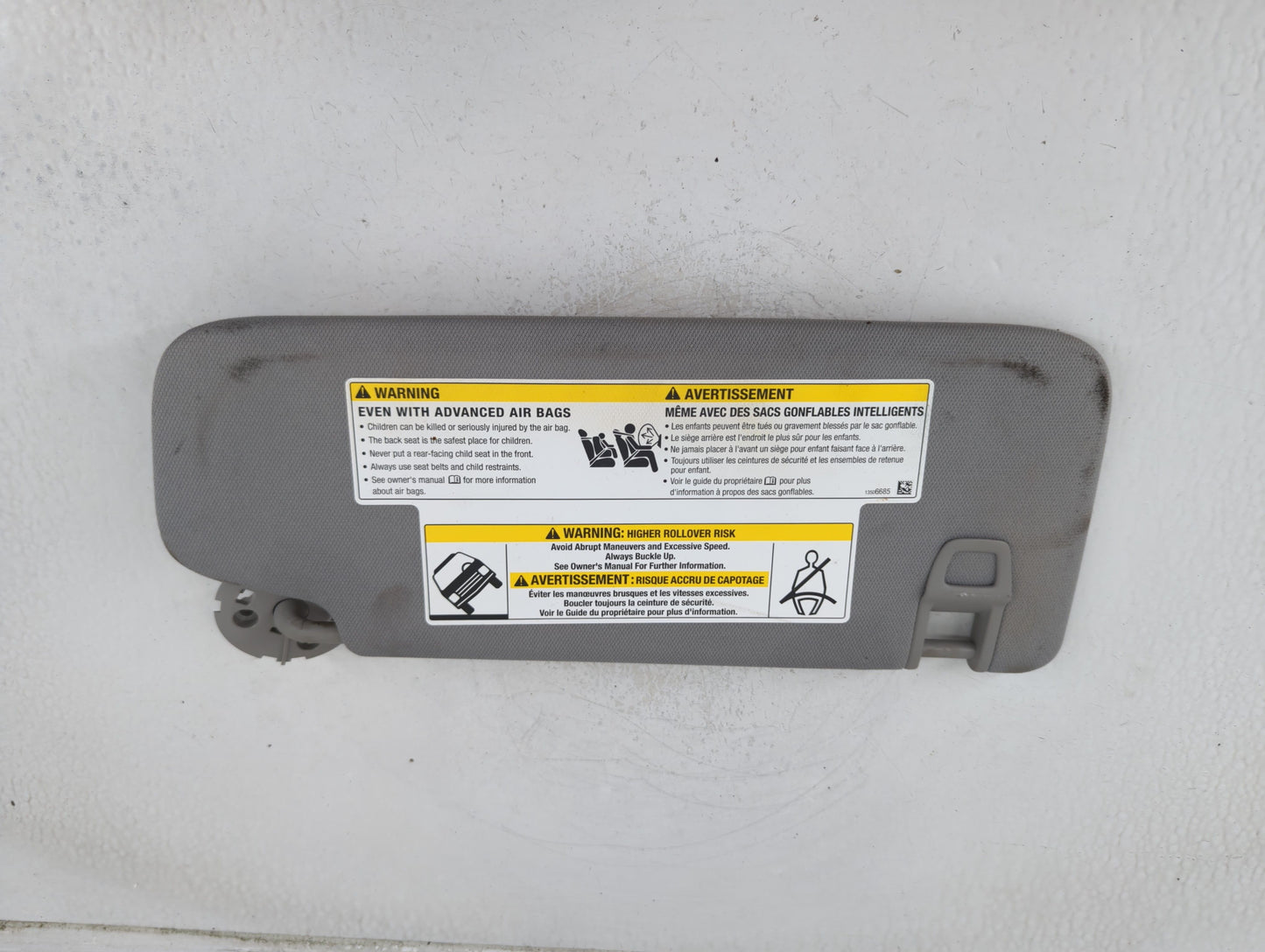 2018 Chevrolet Equinox Sun Visor Shade Replacement Driver Left Mirror Fits OEM Used Auto Parts - Oemusedautoparts1.com