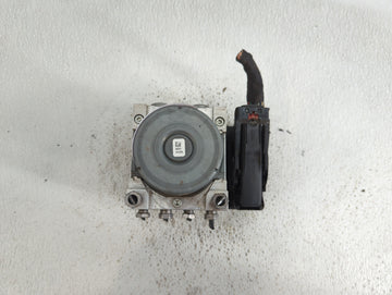 2018-2019 Chevrolet Equinox ABS Pump Control Module Replacement P/N:84342052 Fits Fits 2018 2019 2020 2021 OEM Used Auto Parts