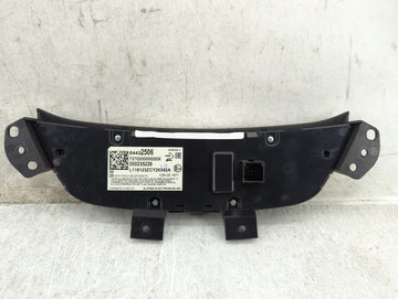 2018 Chevrolet Equinox Climate Control Module Temperature AC/Heater Replacement P/N:84422506 7370200000000X, 000235226 Fits OEM Used Auto Parts