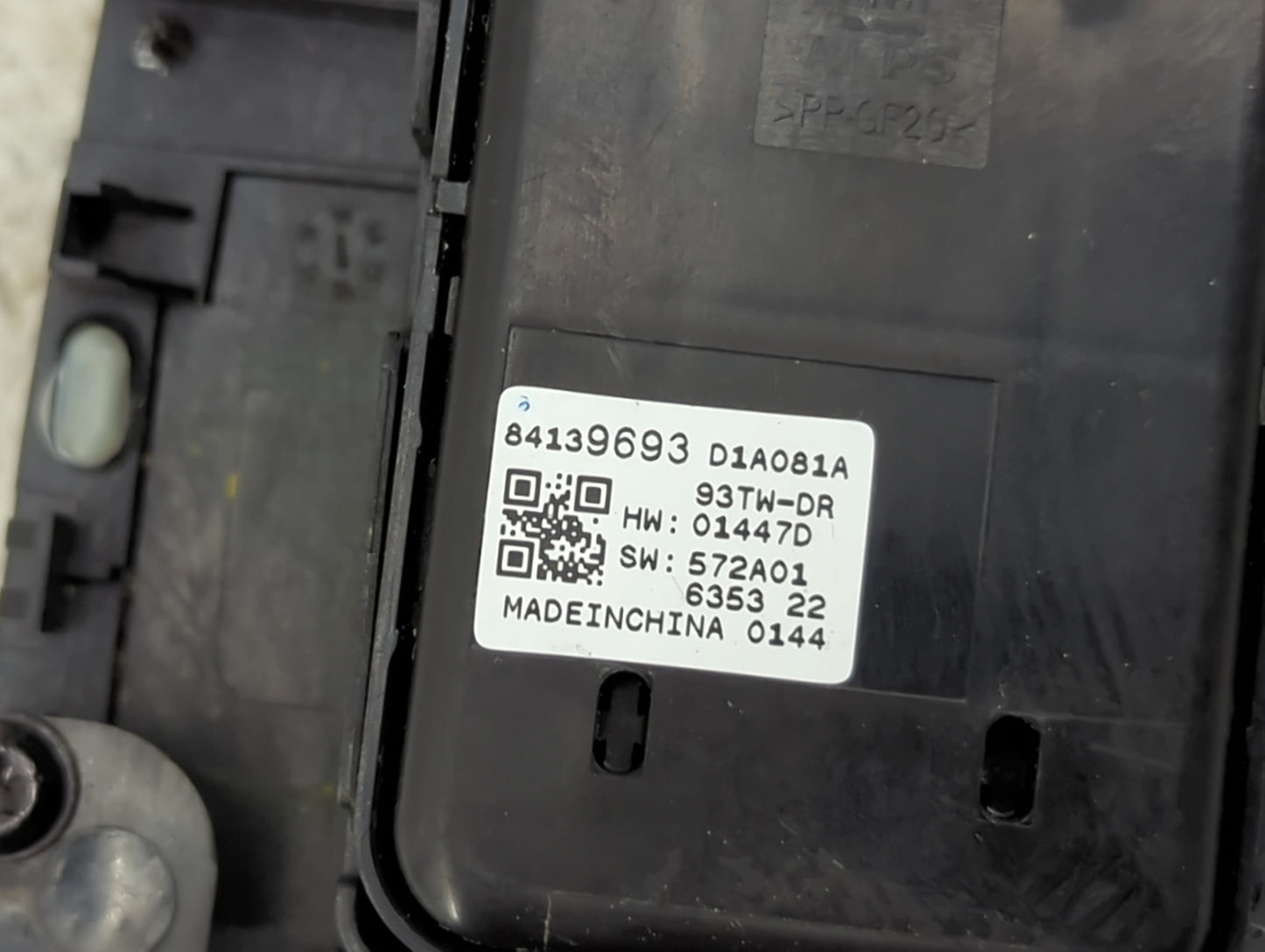 2018-2022 Chevrolet Equinox Master Power Window Switch Replacement Driver Side Left P/N:84139693 Fits OEM Used Auto Parts -