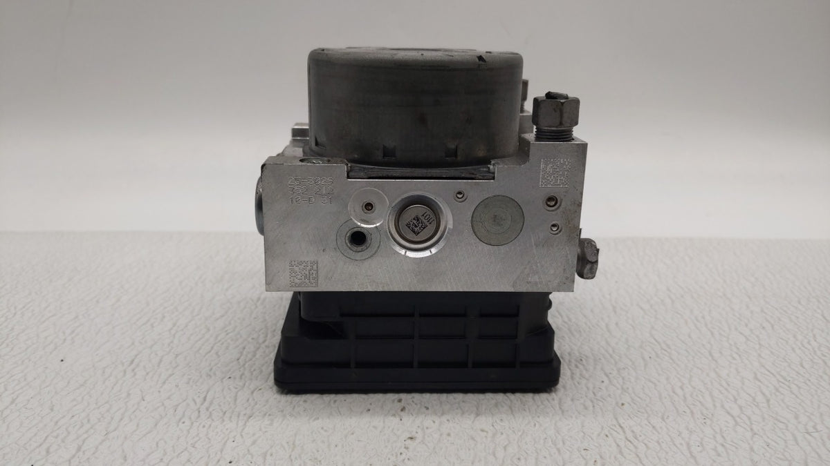 2018-2019 Chevrolet Equinox Anti-Lock Brake ABS Pump Module Actuator OEM P/N:84342052 84342055 Fits Fits 2018 2019 2020 2021