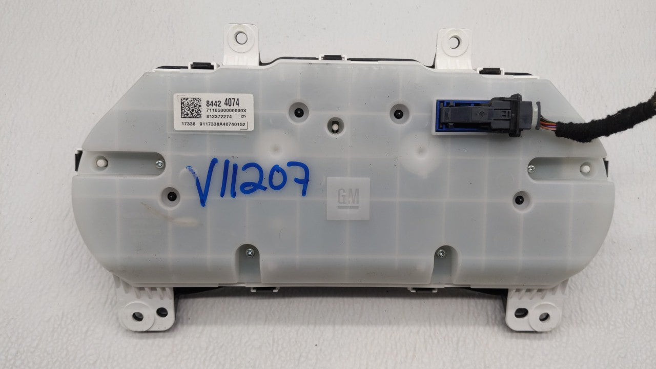 2018 Chevrolet Equinox Instrument Cluster Speedometer Gauges P/N:84424074 84404402, 84240633 Fits OEM Used Auto Parts - Oemu