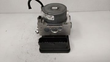 2018-2019 Chevrolet Equinox ABS Pump Control Module Replacement P/N:84342052 84342055, 84718763, 84414759 Fits Fits 2018 2019 OEM Used Auto Parts