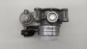 2018-2019 Chevrolet Equinox Throttle Body P/N:12659491BA 12671379AA Fits Fits 2016 2017 2018 2019 OEM Used Auto Parts