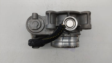 2018-2019 Chevrolet Equinox Throttle Body P/N:12659491BA 12671379AA Fits Fits 2016 2017 2018 2019 OEM Used Auto Parts