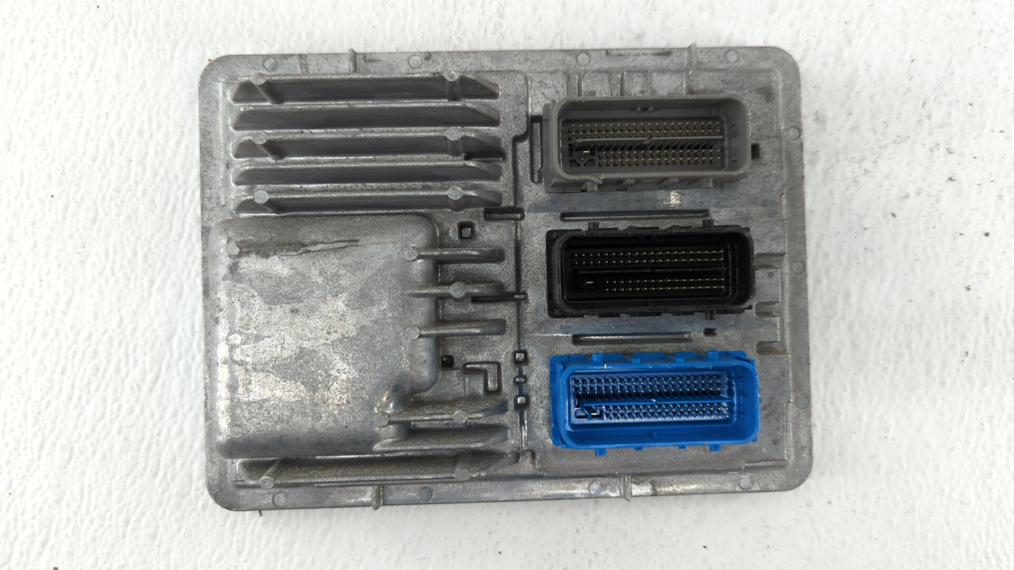 2018-2019 Chevrolet Equinox PCM Engine Control Computer ECU ECM PCU OEM P/N:12687467 12696201, 12692038 Fits Fits 2017 2018