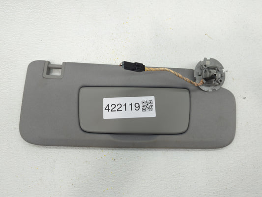 2018-2019 Chevrolet Equinox Sun Visor Shade Replacement Passenger Right Mirror Fits Fits 2018 2019 OEM Used Auto Parts