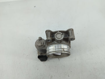 2018-2020 Chevrolet Equinox Throttle Body P/N:12669071DA 12670837AA Fits Fits 2013 2014 2015 2016 2017 2018 2019 2020 2021 OEM Used Auto Parts
