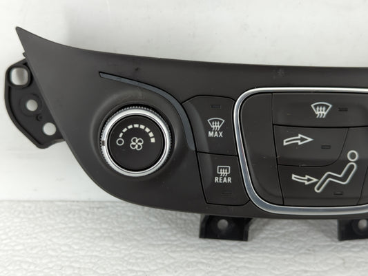 2018 Chevrolet Equinox Climate Control Module Temperature AC/Heater Replacement P/N:84175393 84175394 Fits OEM Used Auto Parts