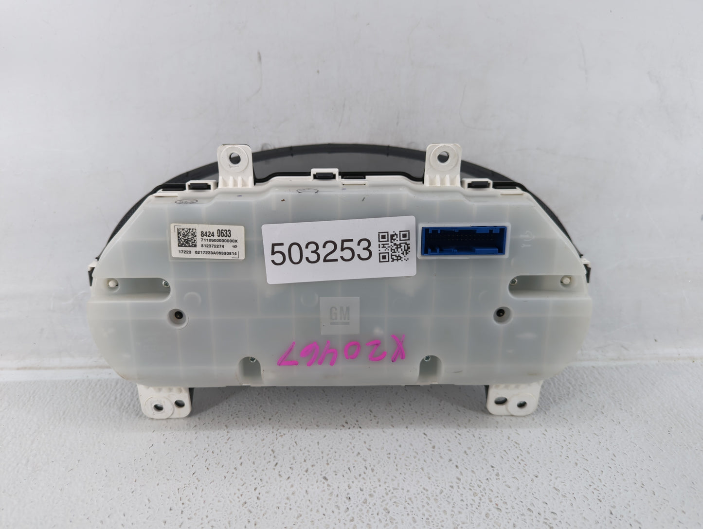 2018 Chevrolet Equinox Instrument Cluster Speedometer Gauges P/N:84240633 Fits OEM Used Auto Parts - Oemusedautoparts1.com