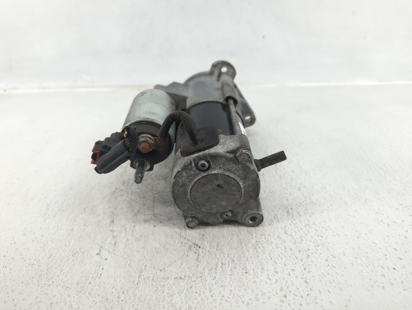 2018-2022 Chevrolet Equinox Car Starter Motor Solenoid OEM P/N:12680615 Fits Fits 2017 2018 2019 2020 2021 2022 OEM Used Aut