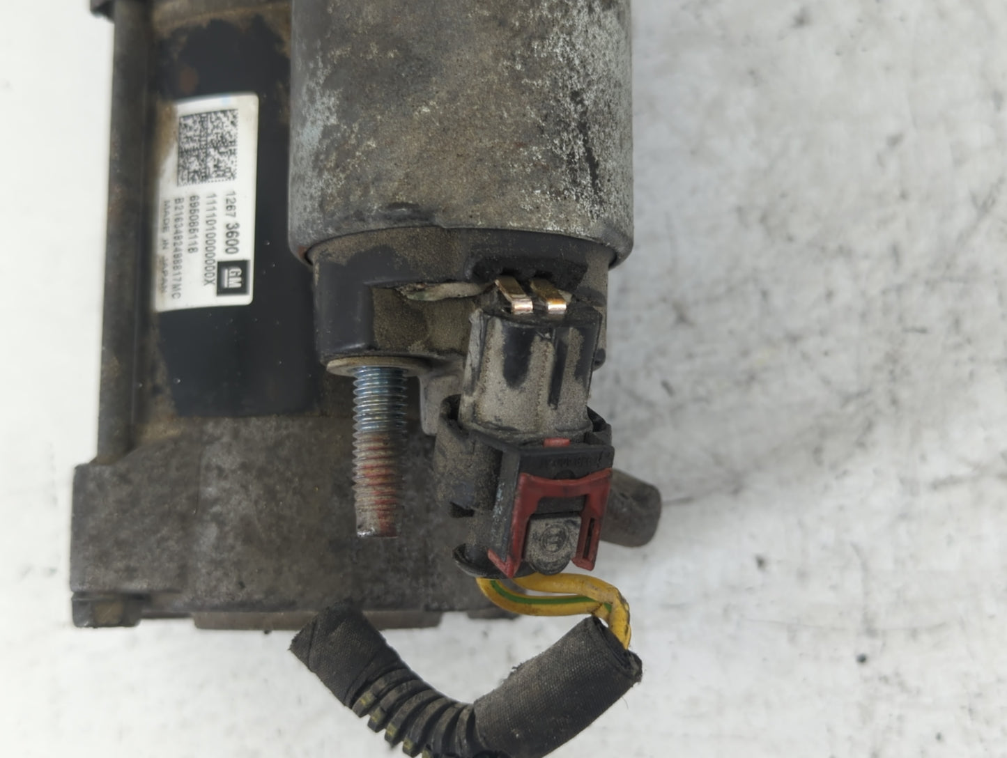 2018-2022 Chevrolet Equinox Car Starter Motor Solenoid OEM P/N:12673600 Fits Fits 2017 2018 2019 2020 2021 2022 OEM Used Aut